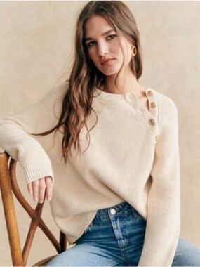 Sezane Gary Jumper Button-Shoulder Ribbed Crewneck Sweater in Ecru Cream Sz M